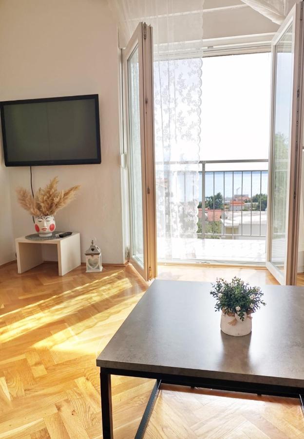 Apartman Pejic Podstrana Exteriér fotografie