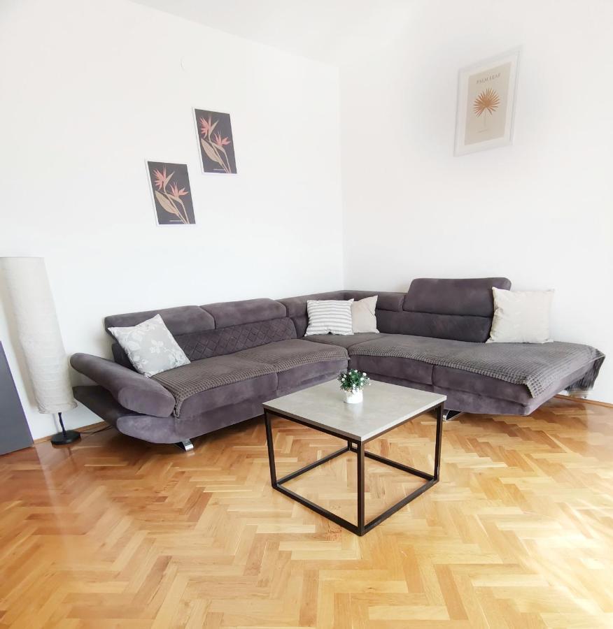 Apartman Pejic Podstrana Exteriér fotografie